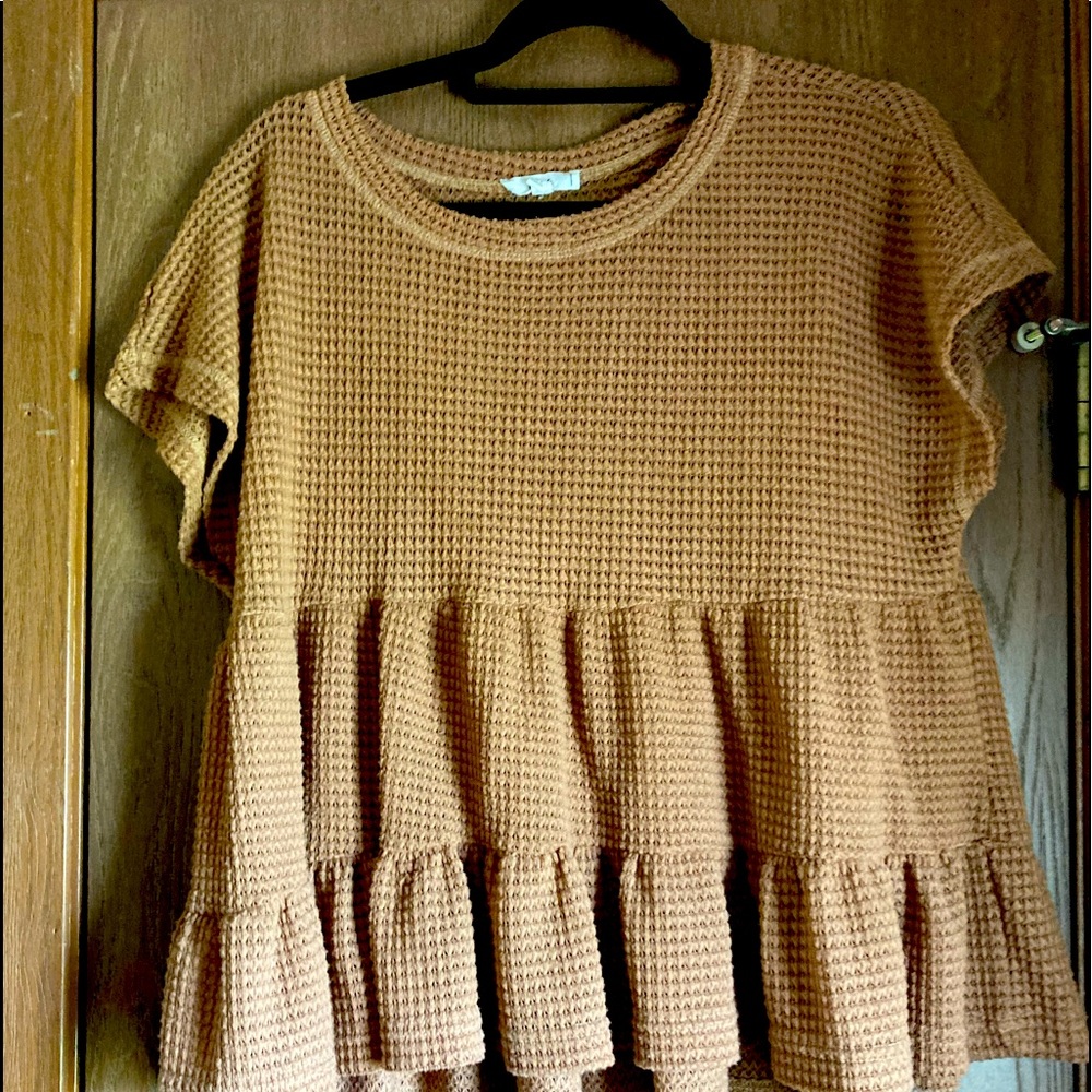 Short sleeve waffle top, babydoll. Cute op from boutique!